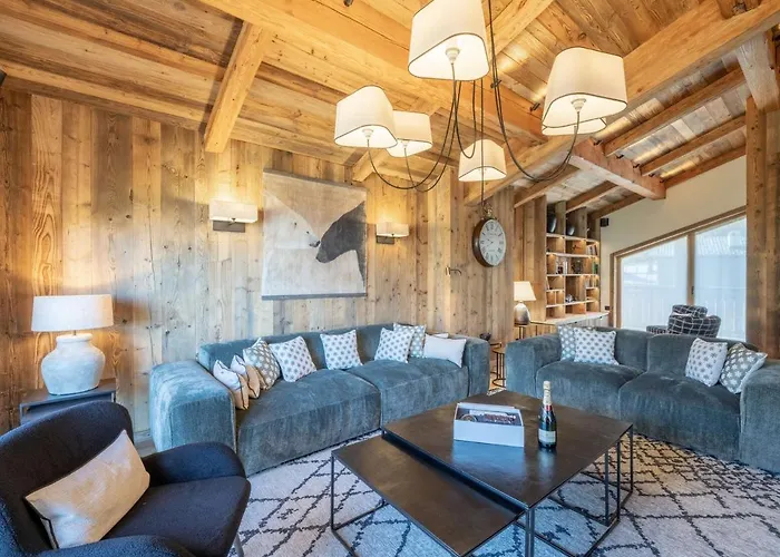 Familial Avec Piscine Et Animaux Admis Proche Pistes - Fr-1-568-37 Courchevel